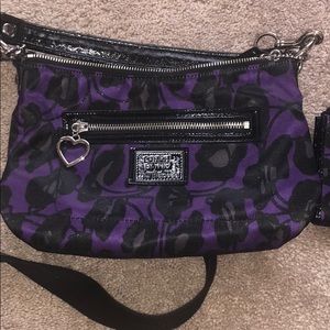 Coach poopy cross body bad and wristlet